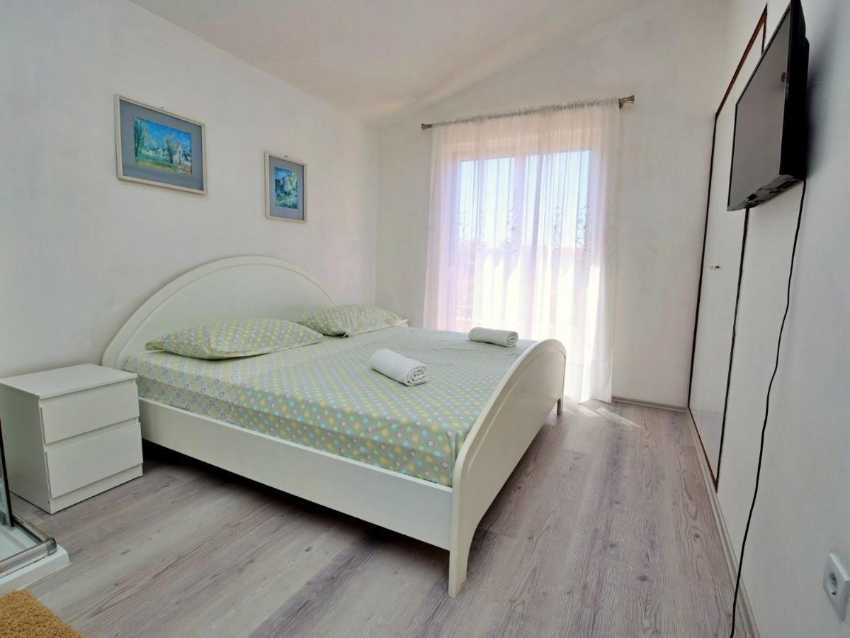 Holiday Home Carmen By Interhome Ražanj Екстериор снимка